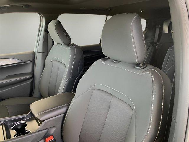 new 2025 Jeep Grand Cherokee L car, priced at $40,160