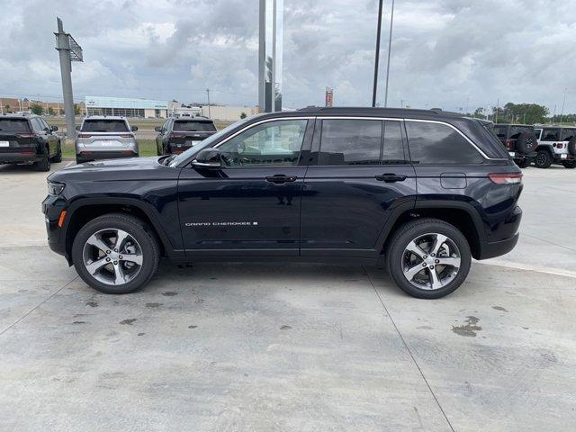 new 2024 Jeep Grand Cherokee car, priced at $41,852