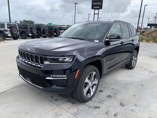 new 2024 Jeep Grand Cherokee car, priced at $41,852