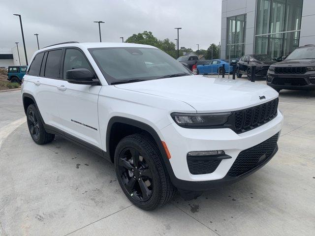 new 2024 Jeep Grand Cherokee car, priced at $41,999