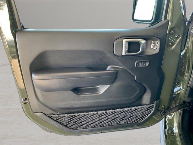 used 2021 Jeep Gladiator car, priced at $27,700