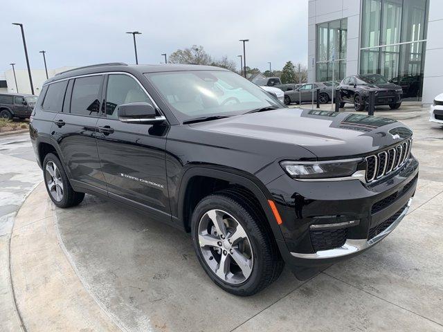 new 2024 Jeep Grand Cherokee L car, priced at $55,294