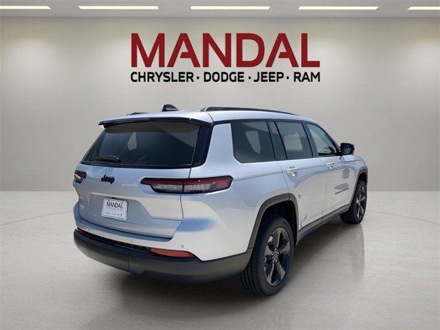 new 2025 Jeep Grand Cherokee L car, priced at $42,576