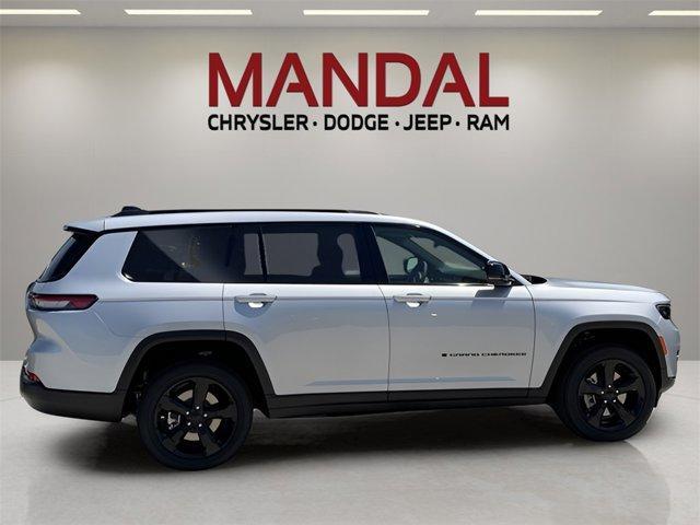 new 2025 Jeep Grand Cherokee L car, priced at $42,576