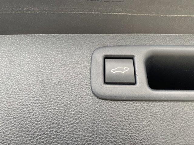 used 2021 Toyota Highlander car, priced at $31,500