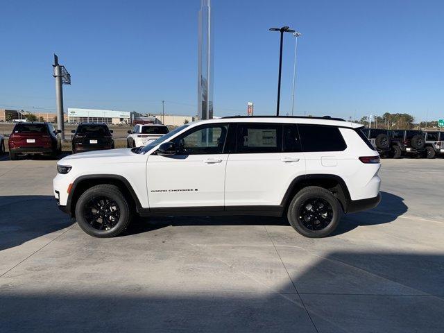 new 2025 Jeep Grand Cherokee L car, priced at $39,241