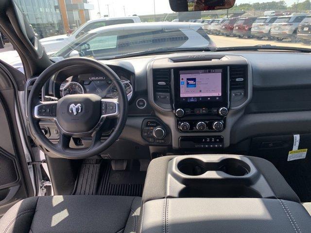 new 2025 Ram 1500 car, priced at $47,305