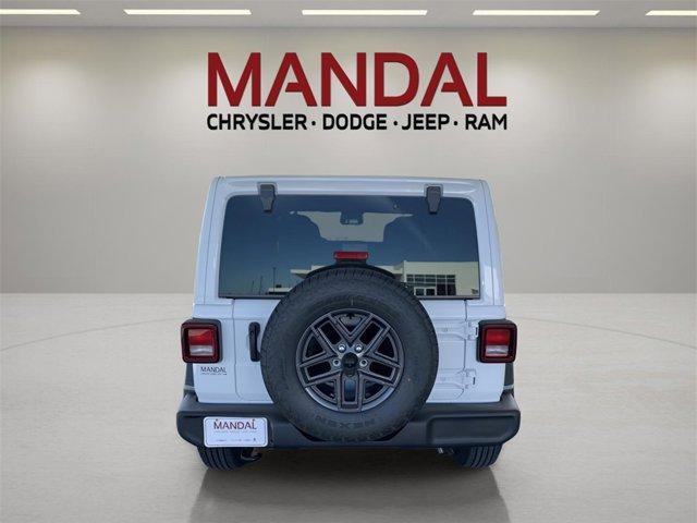 new 2025 Jeep Wrangler car, priced at $47,296