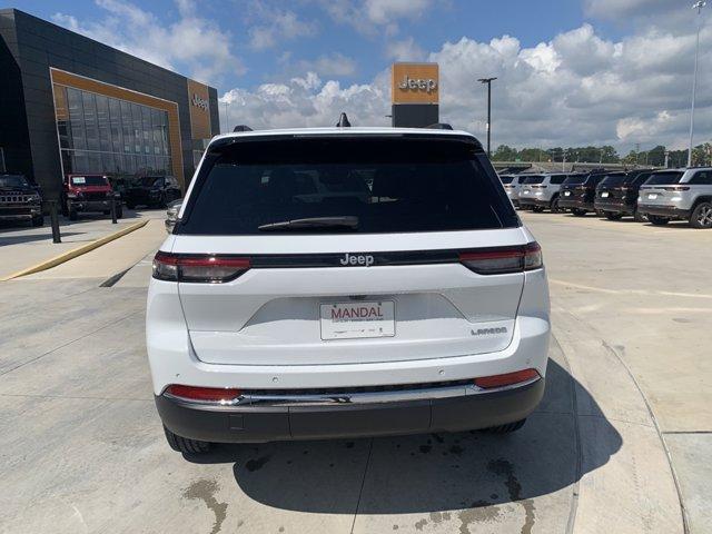 new 2024 Jeep Grand Cherokee car, priced at $32,017