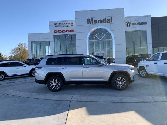 new 2025 Jeep Grand Cherokee L car, priced at $39,227