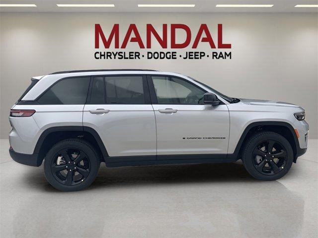 new 2024 Jeep Grand Cherokee car, priced at $41,069