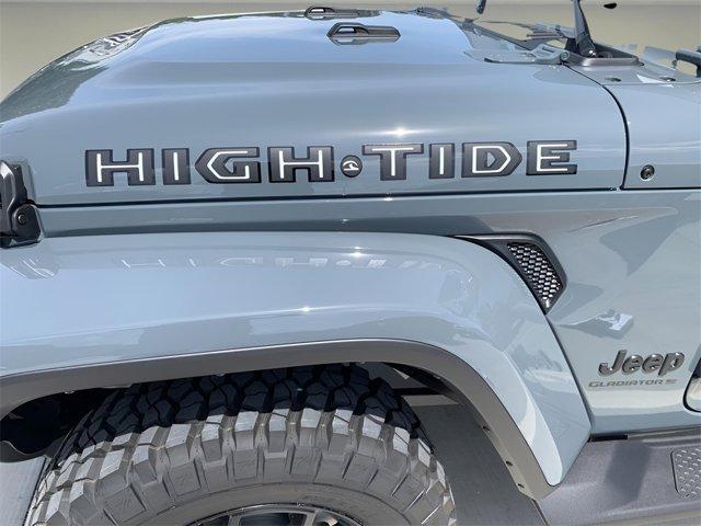 new 2025 Jeep Gladiator car, priced at $43,657