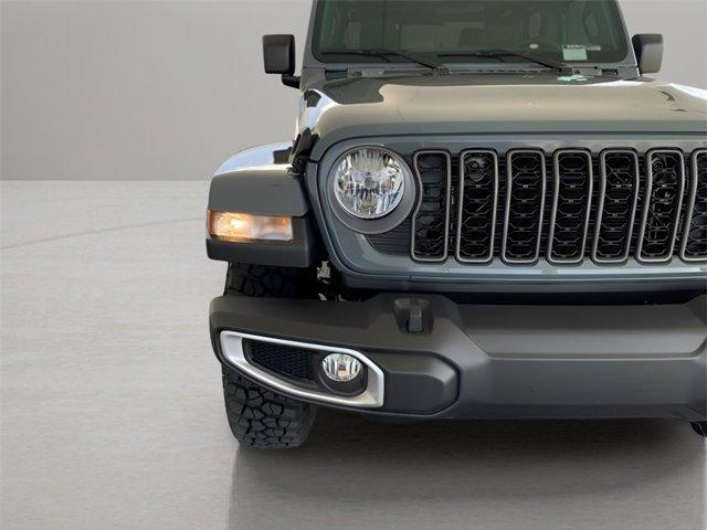 new 2025 Jeep Gladiator car, priced at $43,657