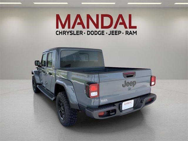 new 2025 Jeep Gladiator car, priced at $43,657