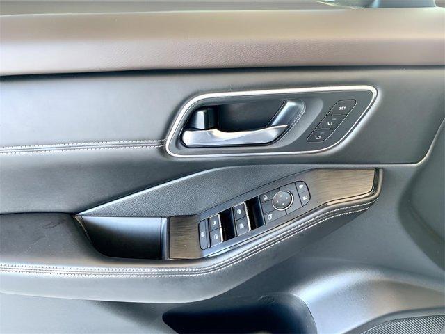 used 2021 Nissan Rogue car, priced at $25,300