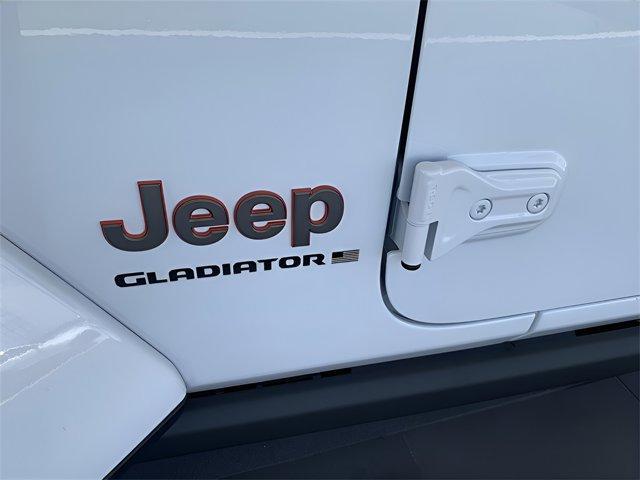 new 2025 Jeep Gladiator car, priced at $48,381