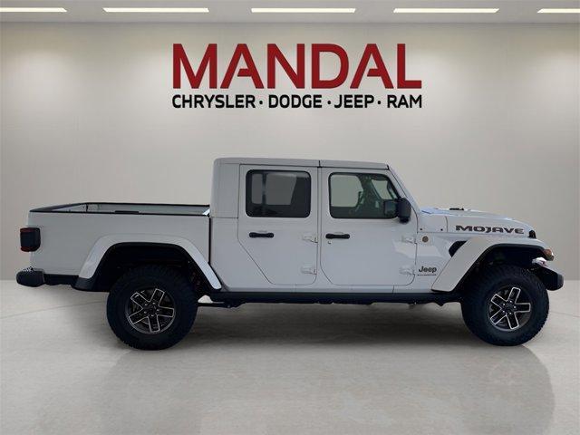 new 2025 Jeep Gladiator car, priced at $48,381