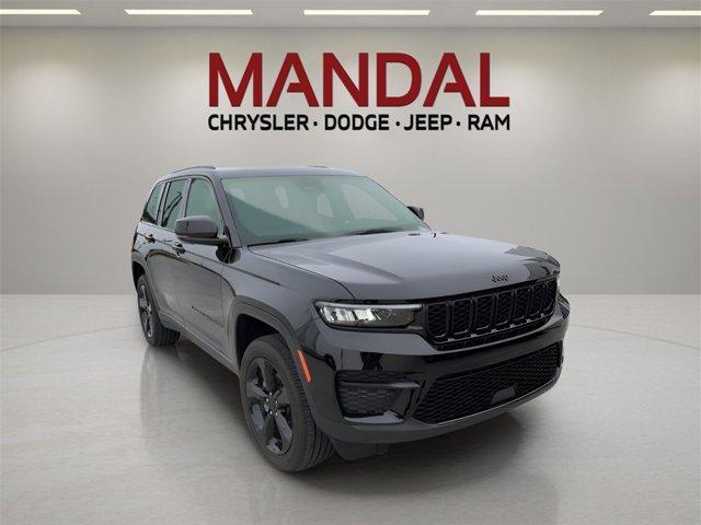 new 2025 Jeep Grand Cherokee car, priced at $37,535