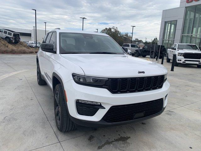 used 2023 Jeep Grand Cherokee car, priced at $31,975