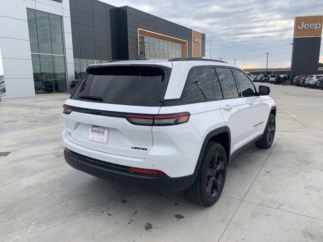 used 2023 Jeep Grand Cherokee car, priced at $31,975