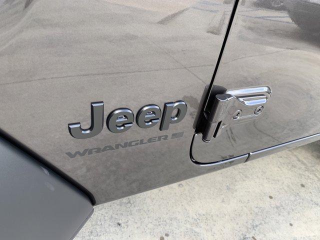 new 2025 Jeep Wrangler car, priced at $32,725