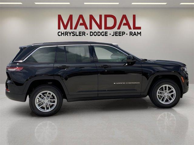 new 2025 Jeep Grand Cherokee car, priced at $38,201