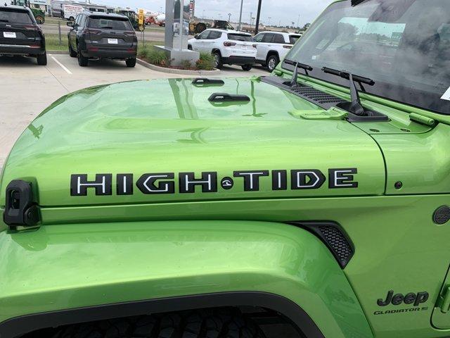 new 2025 Jeep Gladiator car, priced at $44,407