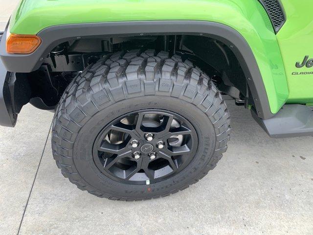new 2025 Jeep Gladiator car, priced at $44,407