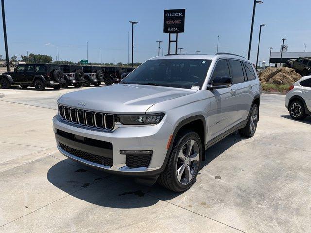 used 2024 Jeep Grand Cherokee L car, priced at $43,500