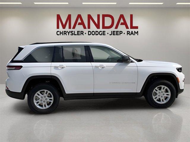 new 2025 Jeep Grand Cherokee car, priced at $37,175
