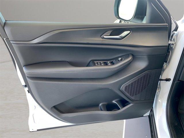 new 2025 Jeep Grand Cherokee L car, priced at $35,675