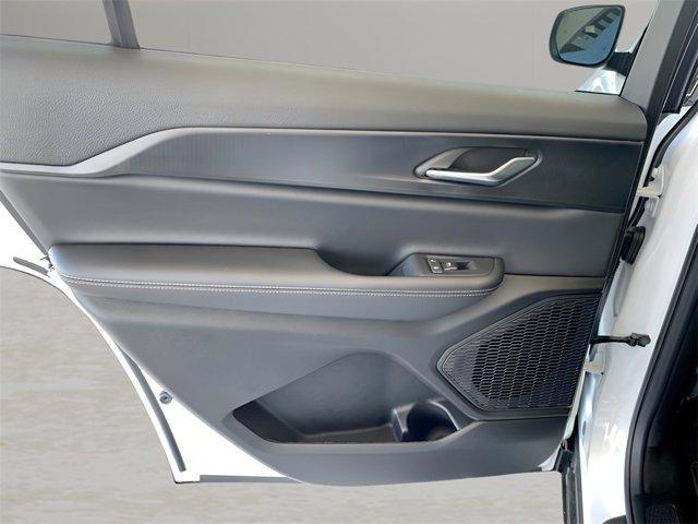 new 2025 Jeep Grand Cherokee L car, priced at $35,675