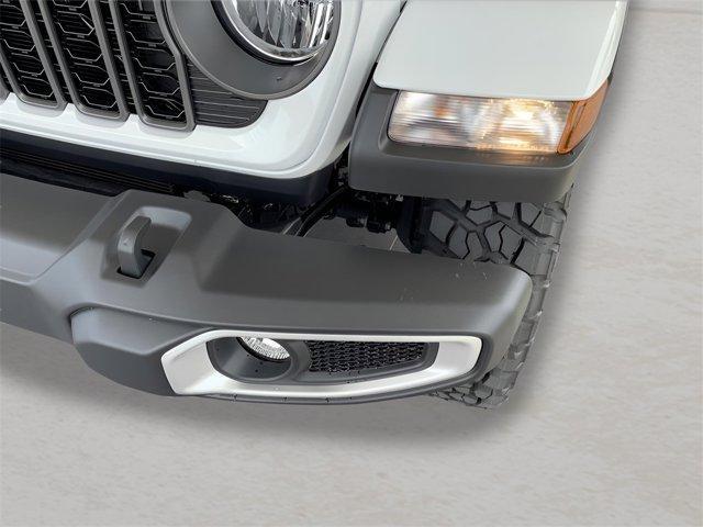 new 2025 Jeep Gladiator car, priced at $43,982