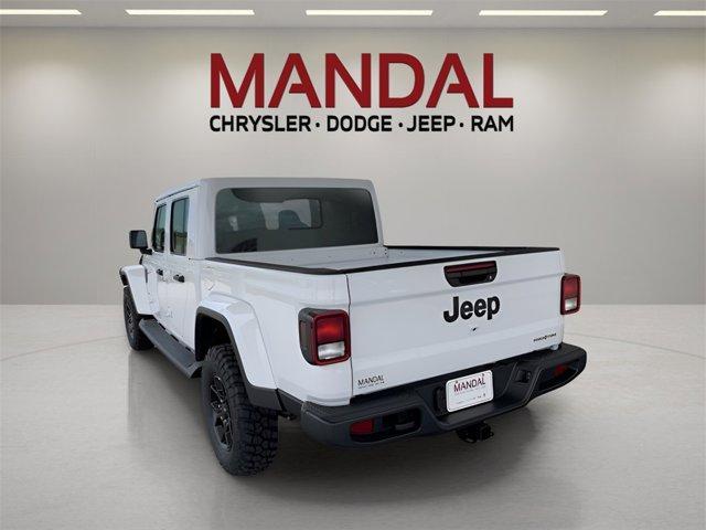 new 2025 Jeep Gladiator car, priced at $43,982
