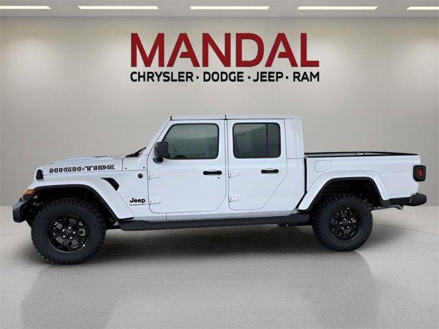 new 2025 Jeep Gladiator car, priced at $43,982