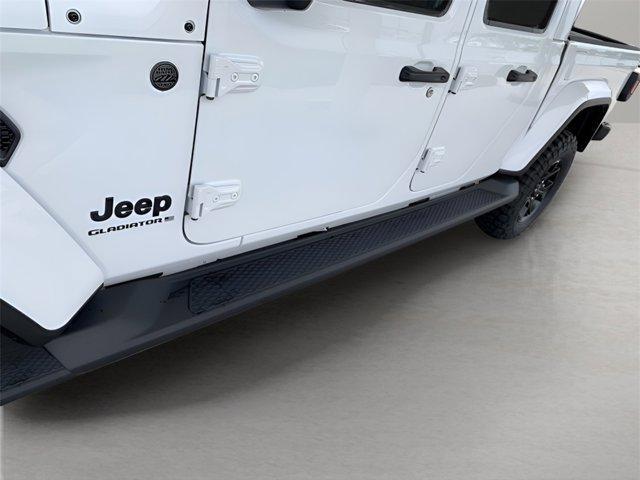 new 2025 Jeep Gladiator car, priced at $43,982