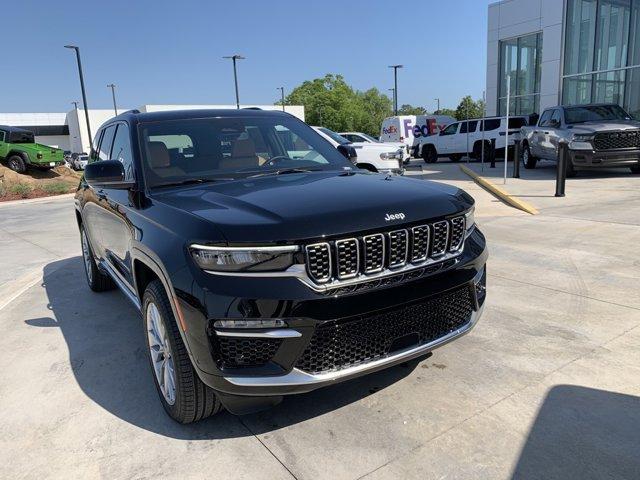 new 2025 Jeep Grand Cherokee car, priced at $56,212