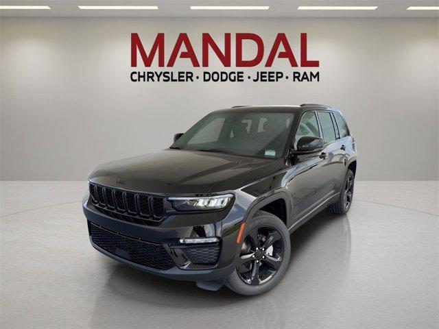 new 2025 Jeep Grand Cherokee car, priced at $43,476