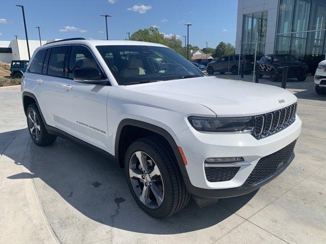 new 2024 Jeep Grand Cherokee car, priced at $44,269