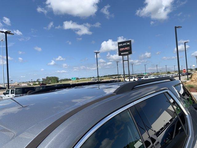 used 2023 Chevrolet Traverse car, priced at $28,800