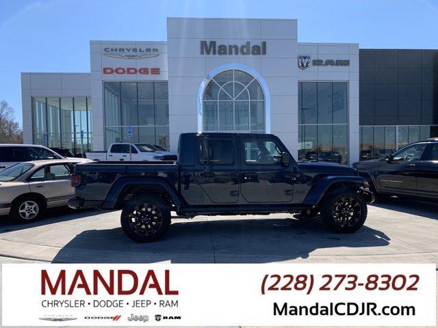 new 2025 Jeep Gladiator car, priced at $41,123