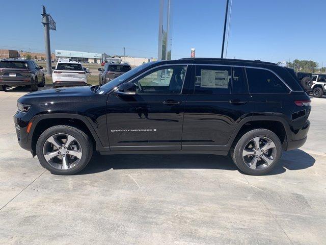 new 2024 Jeep Grand Cherokee car, priced at $41,852