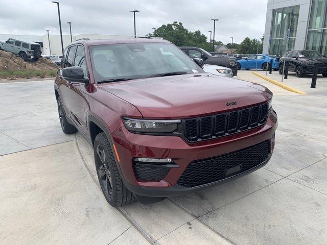 new 2024 Jeep Grand Cherokee car, priced at $41,939