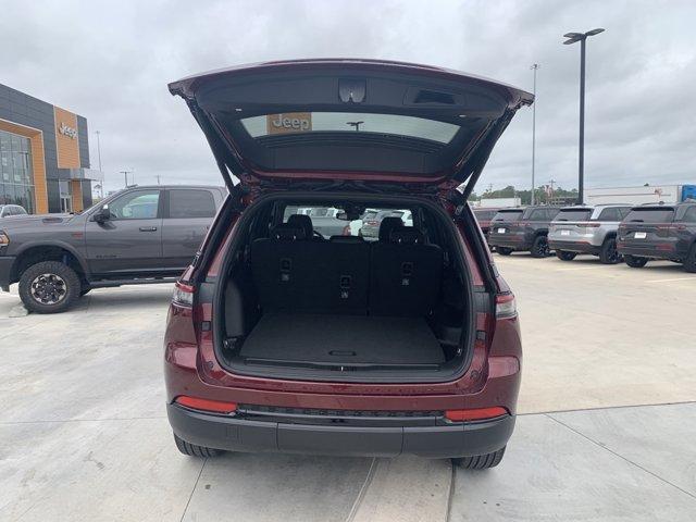 new 2024 Jeep Grand Cherokee car, priced at $41,939