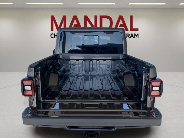 new 2025 Jeep Gladiator car, priced at $49,650