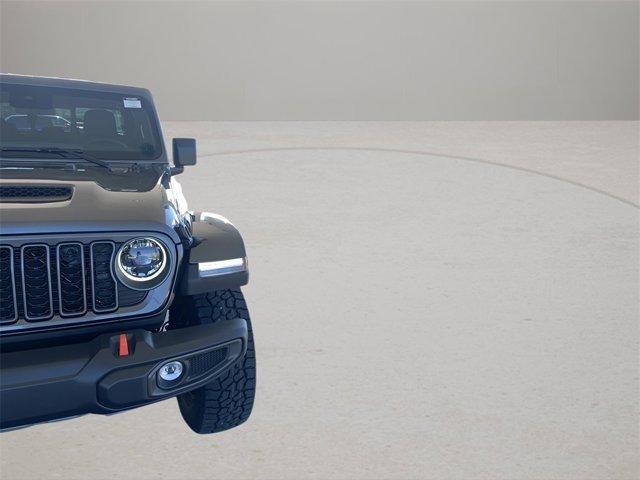 new 2025 Jeep Gladiator car, priced at $49,650