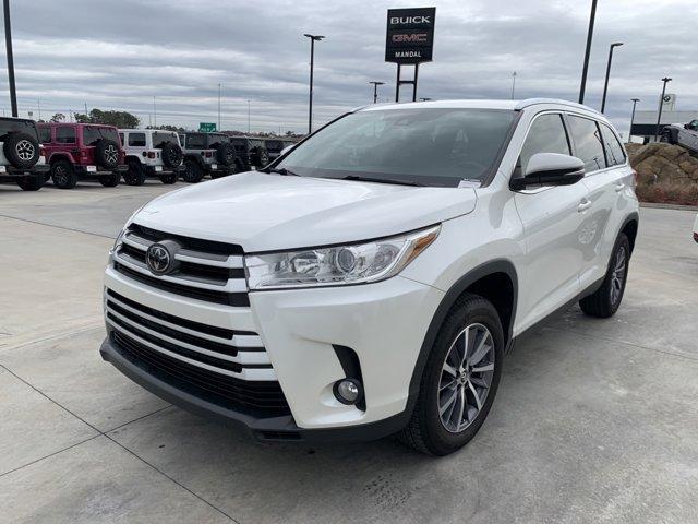 used 2019 Toyota Highlander car, priced at $23,488