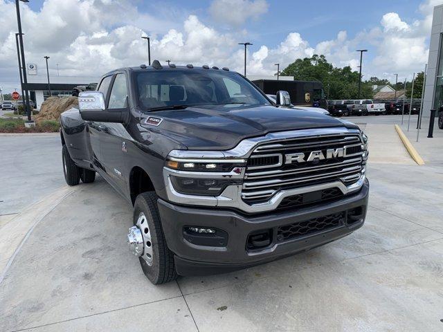 new 2025 Ram 3500 car, priced at $78,969