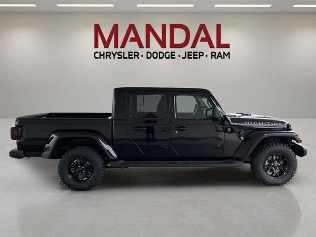 new 2025 Jeep Gladiator car, priced at $43,657