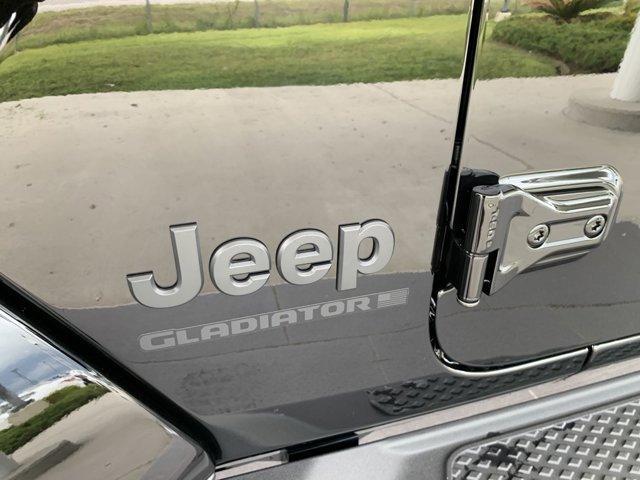 new 2025 Jeep Gladiator car, priced at $44,407